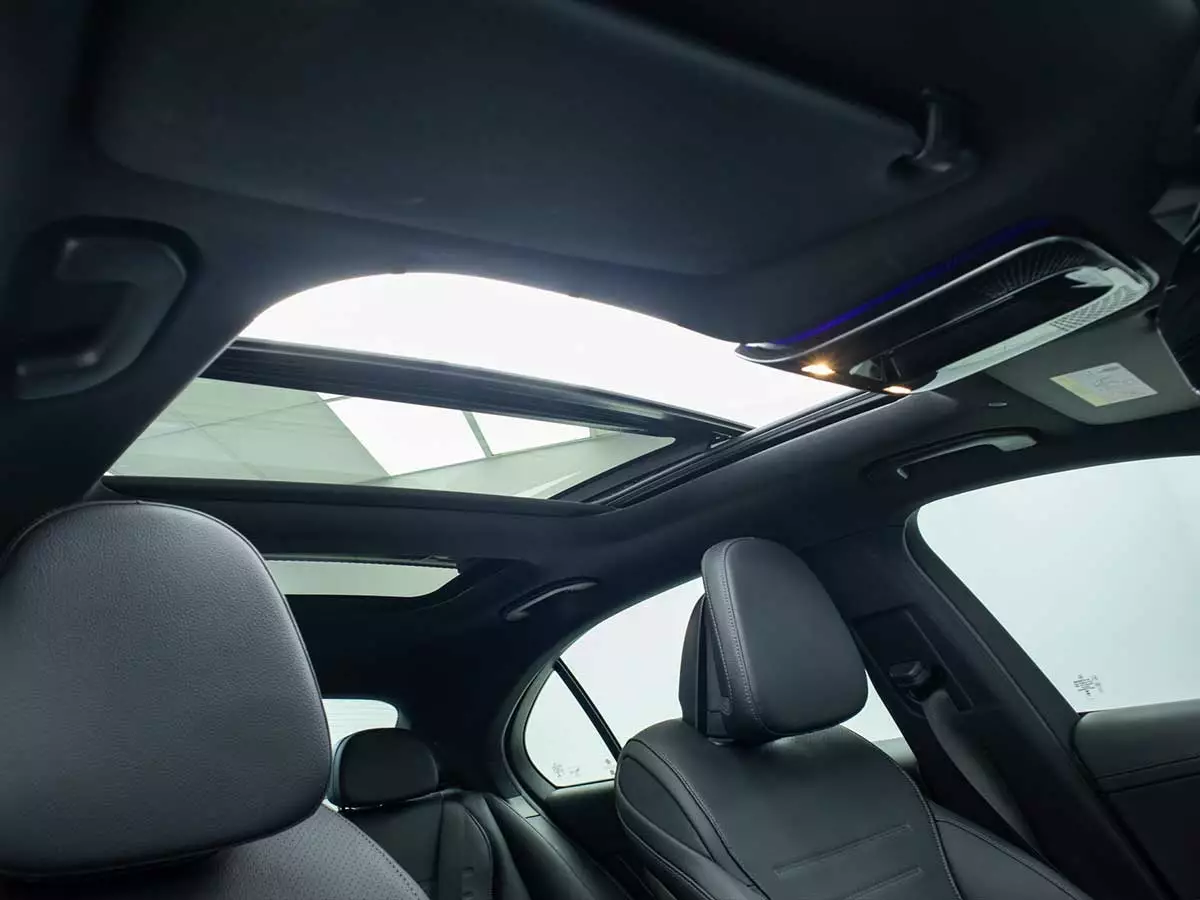 Vehicle Image for 22/25for Mercedes-Benz C-Class C200 AMG Line