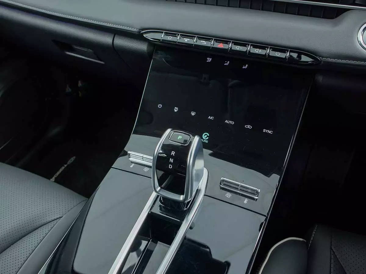 Vehicle Image for 13/18for Chery Tiggo Cross 1.5 CSH HEV Elite