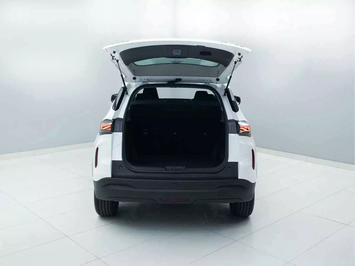 Vehicle Image for 13/24for Chery Tiggo Cross 1.5T Million Edition