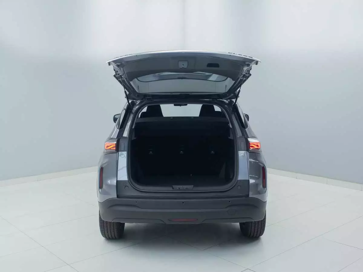 Vehicle Image for 13/24for Chery Tiggo Cross 1.5T Million Edition