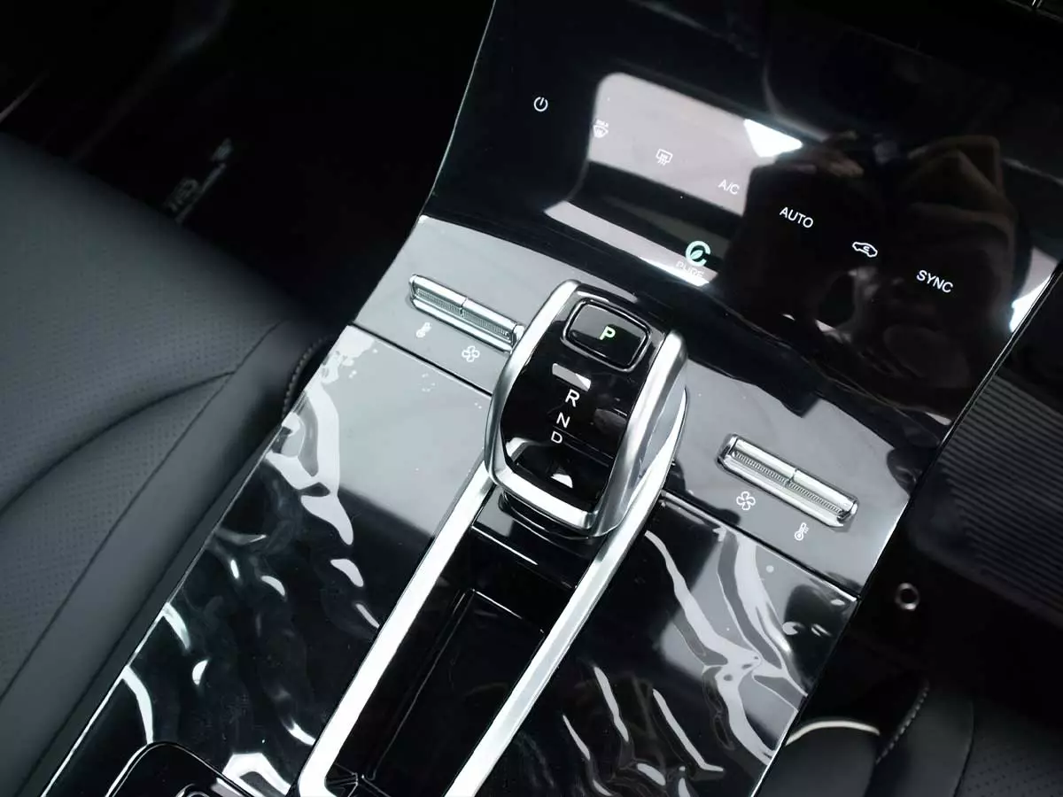 Vehicle Image for 18/25for Chery Tiggo Cross 1.5 CSH HEV Elite