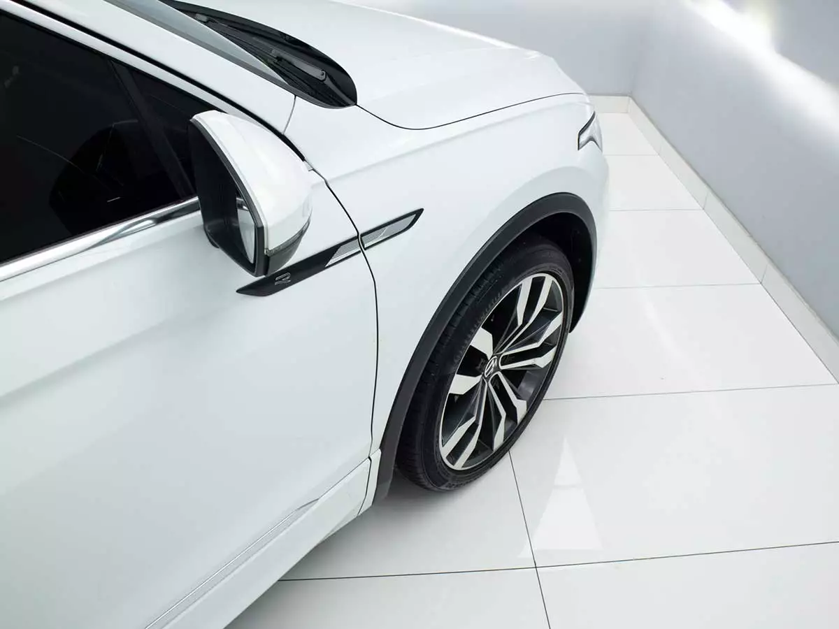 Vehicle Image for 7/25for Volkswagen Tiguan 2.0TSI 162kW 4Motion R-Line