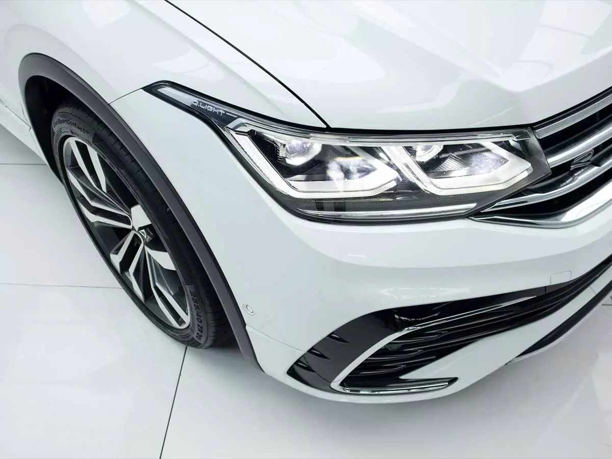 Vehicle Image for 8/25for Volkswagen Tiguan 2.0TSI 162kW 4Motion R-Line