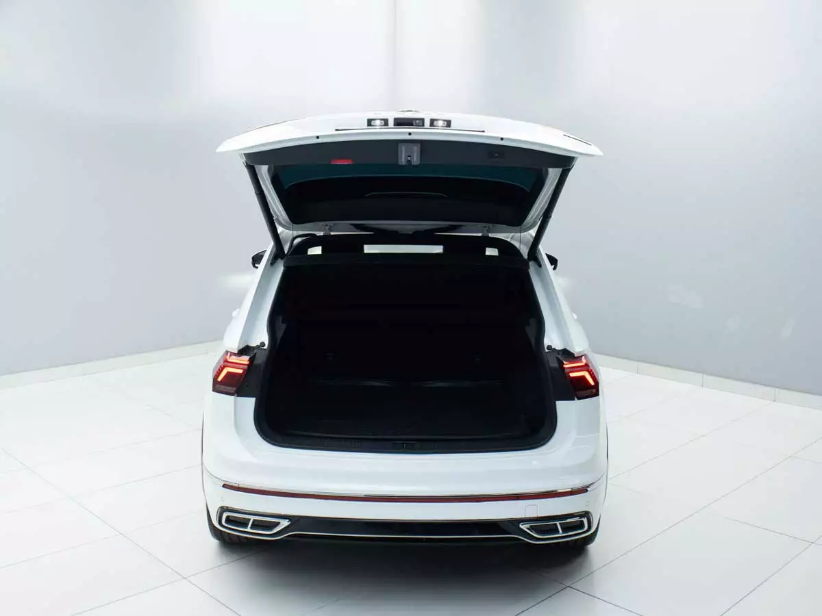 Vehicle Image for 14/25for Volkswagen Tiguan 2.0TSI 162kW 4Motion R-Line