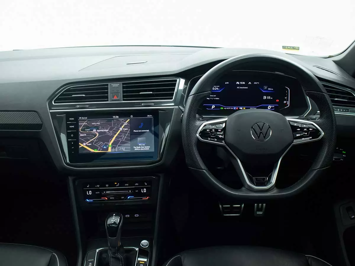 Vehicle Image for 21/25for Volkswagen Tiguan 2.0TSI 162kW 4Motion R-Line