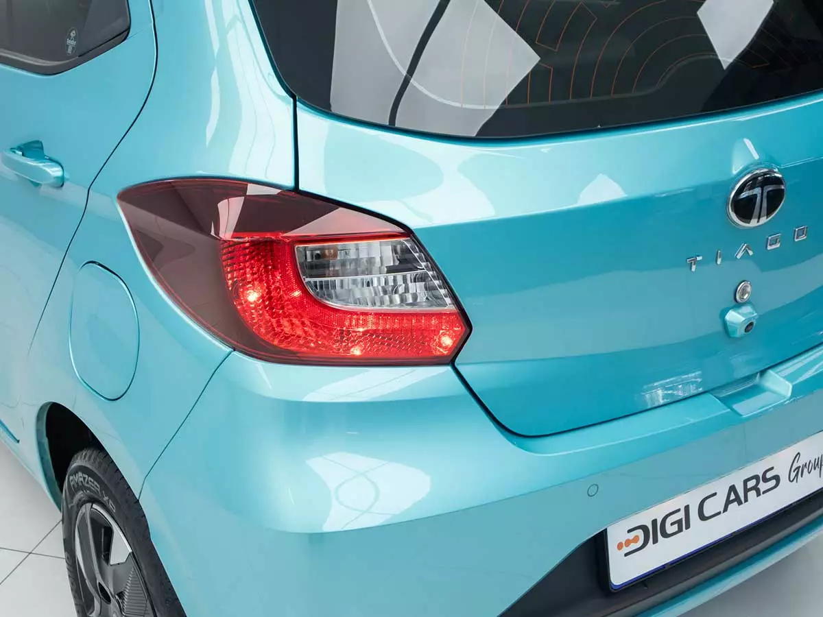 Vehicle Image for 10/24for Tata Tiago 1.2 XT Manual