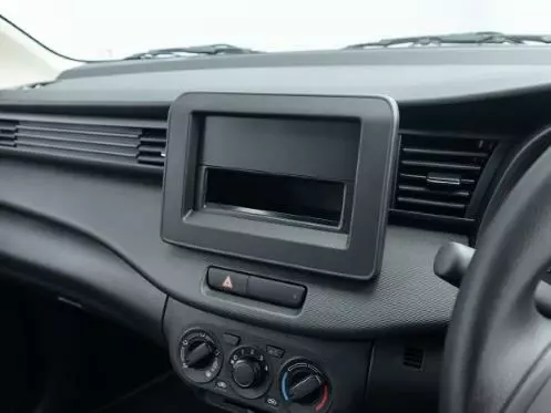 Vehicle Image for 11/18for Suzuki Ertiga 1.5 GA