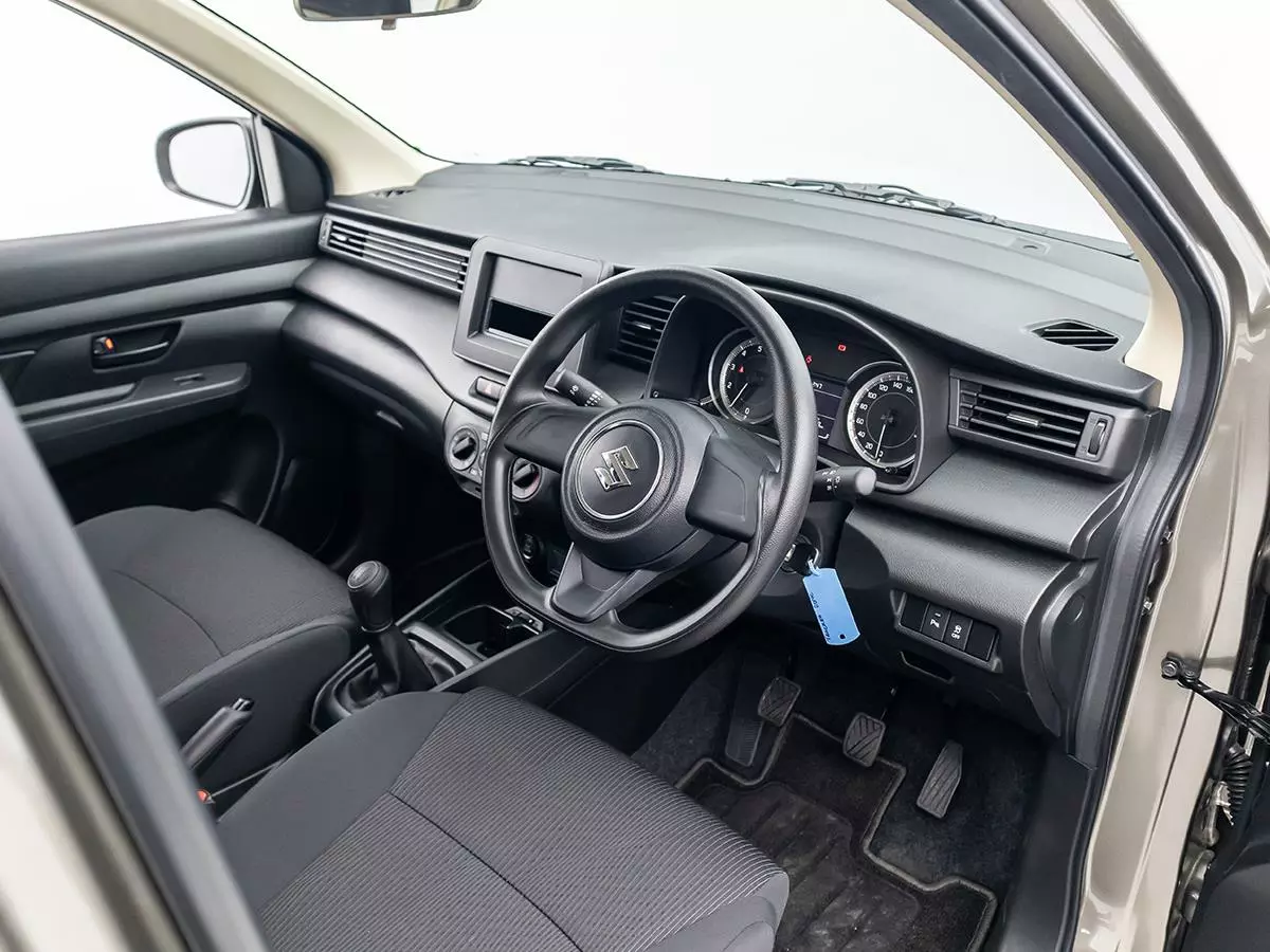 Vehicle Image for 13/18for Suzuki Ertiga 1.5 GA