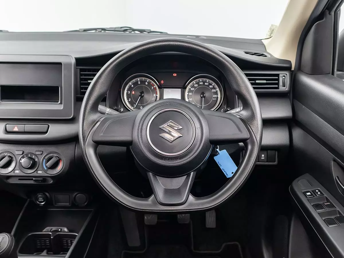 Vehicle Image for 10/18for Suzuki Ertiga 1.5 GA