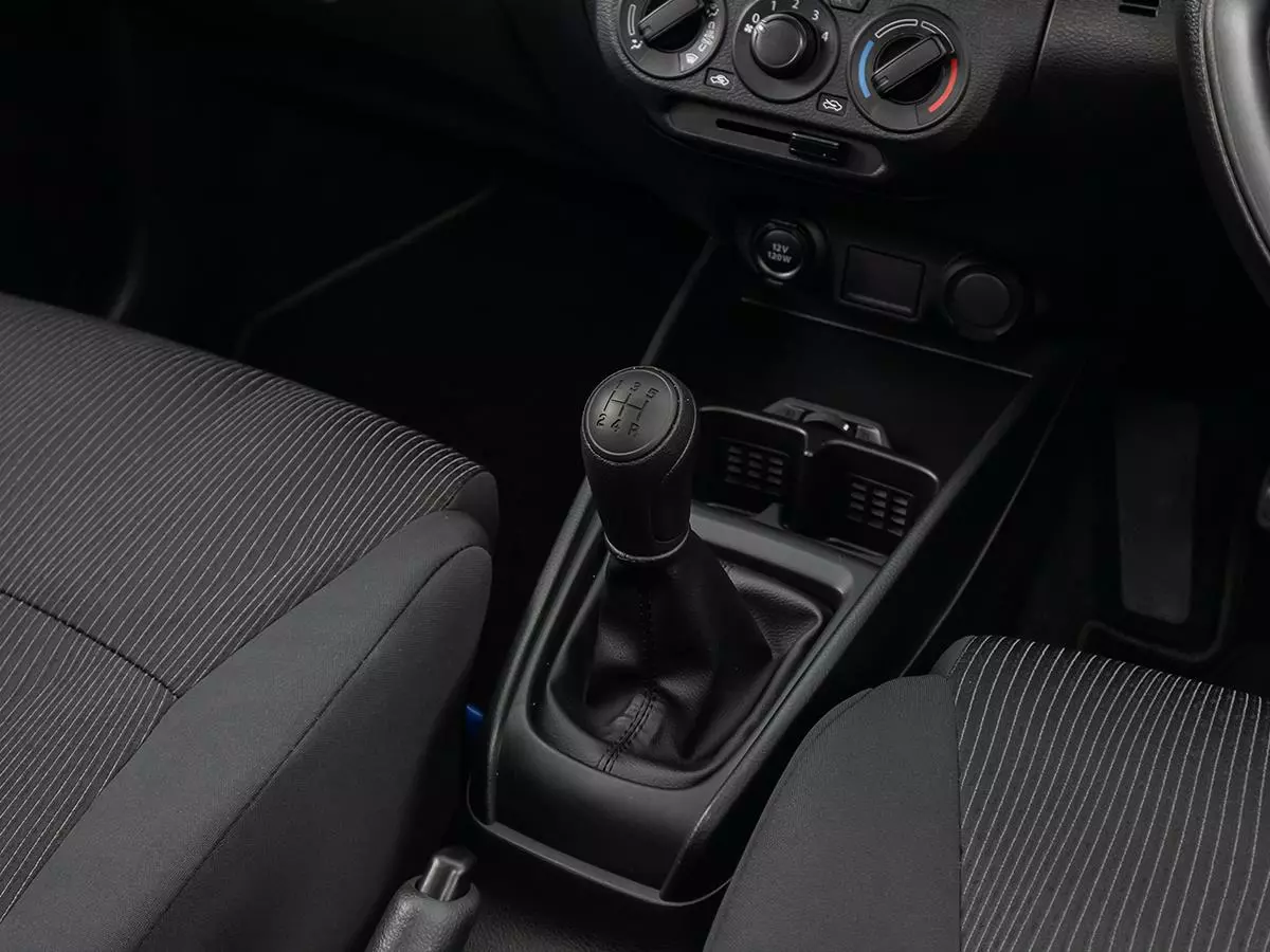 Vehicle Image for 12/18for Suzuki Ertiga 1.5 GA