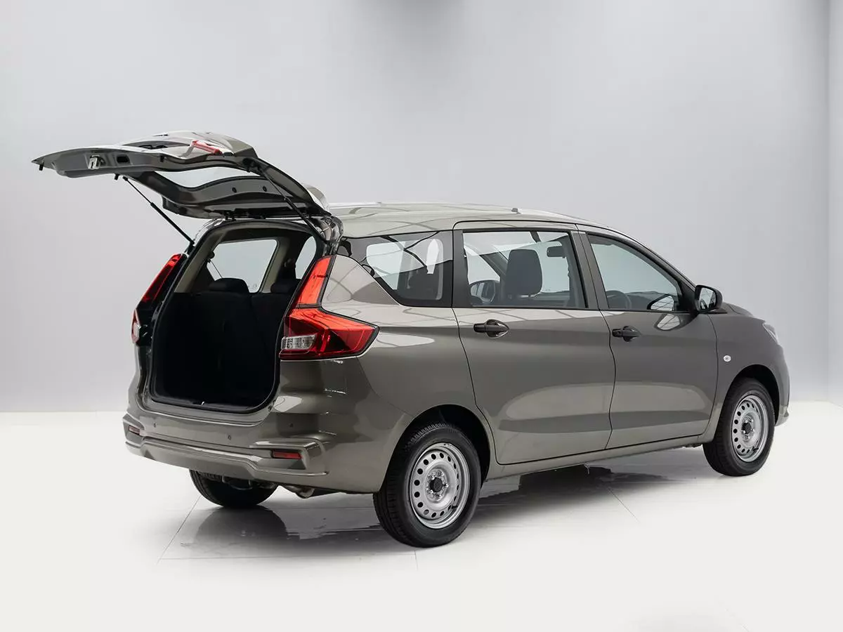 Vehicle Image for 6/18for Suzuki Ertiga 1.5 GA