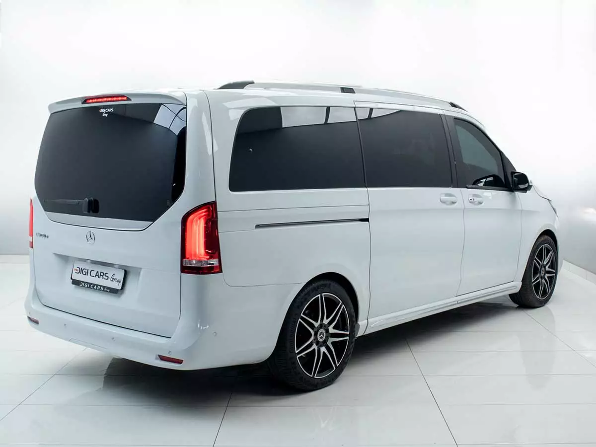 Vehicle Image for 5/25for Mercedes-Benz V-Class V300d Exclusive AMG Line