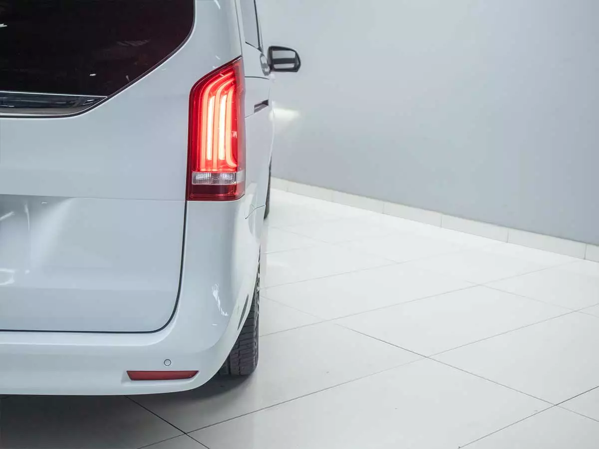 Vehicle Image for 11/25for Mercedes-Benz V-Class V300d Exclusive AMG Line