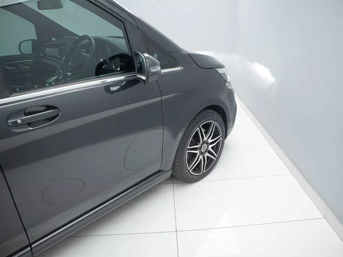 Vehicle Image for 7/25for Mercedes-Benz V-Class V250d Avantgarde AMG Line