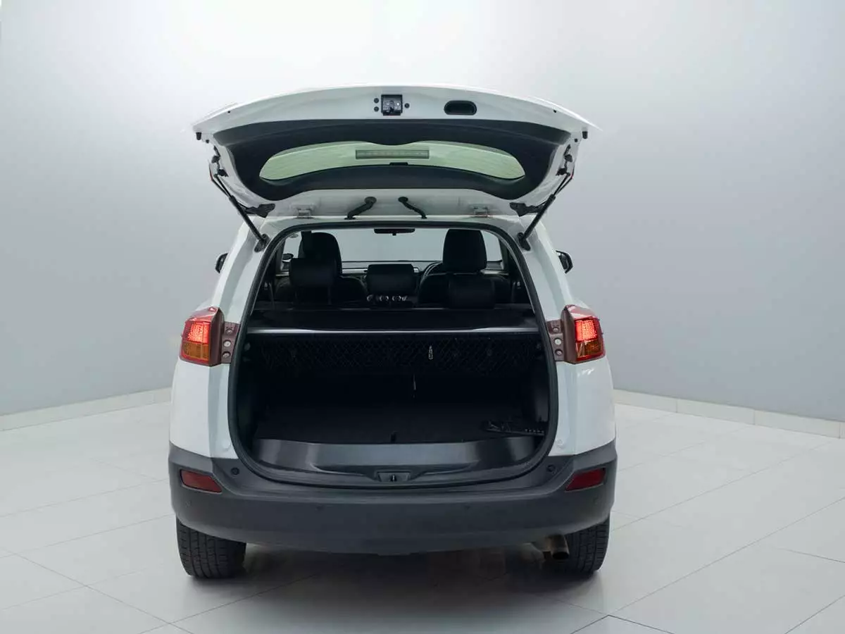 Vehicle Image for 12/22for Toyota RAV4 2.0 GX Auto