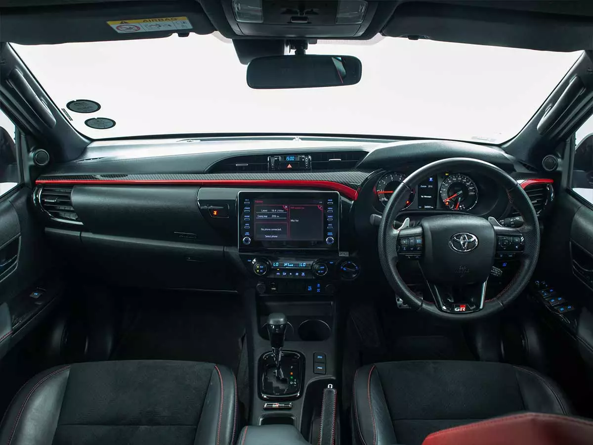 Vehicle Image for 19/24for Toyota Hilux 2.8GD-6 Double Cab 4x4 GR-Sport / GR-S