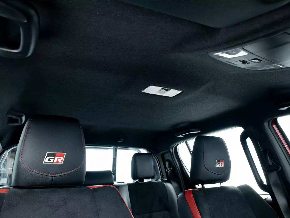 Vehicle Image for 21/24for Toyota Hilux 2.8GD-6 Double Cab 4x4 GR-Sport / GR-S