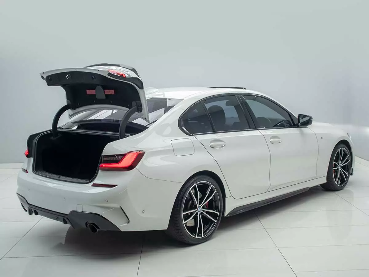 Vehicle Image for 6/24for BMW 3 Series 320i Mzansi Edition
