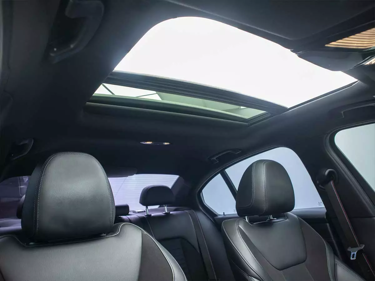 Vehicle Image for 21/24for BMW 3 Series 320i Mzansi Edition