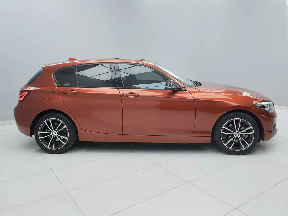 Vehicle Image for 4/23for BMW 1 Series 118i 5-Door Edition Sport Line Shadow Auto