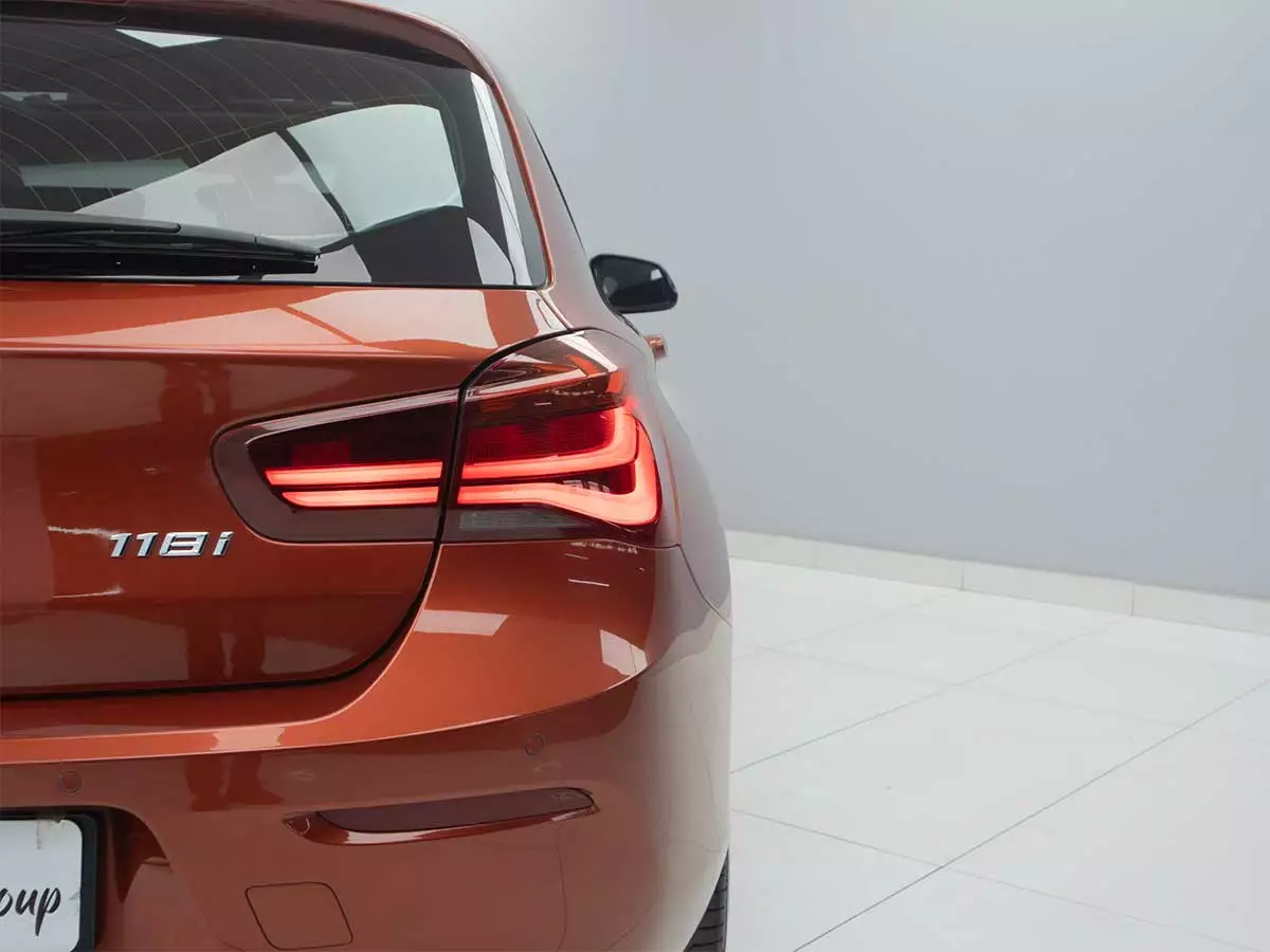 Vehicle Image for 11/23for BMW 1 Series 118i 5-Door Edition Sport Line Shadow Auto