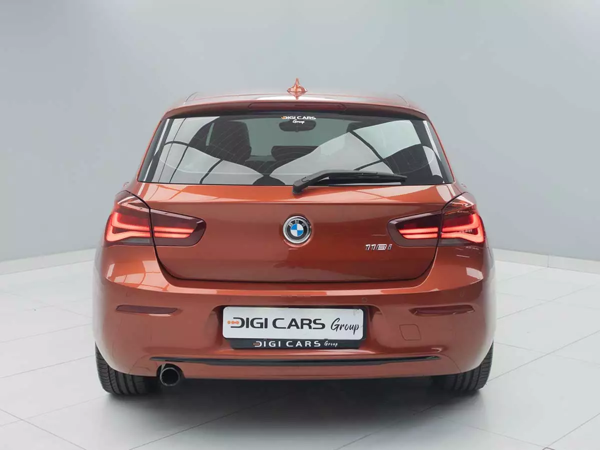 Vehicle Image for 12/23for BMW 1 Series 118i 5-Door Edition Sport Line Shadow Auto