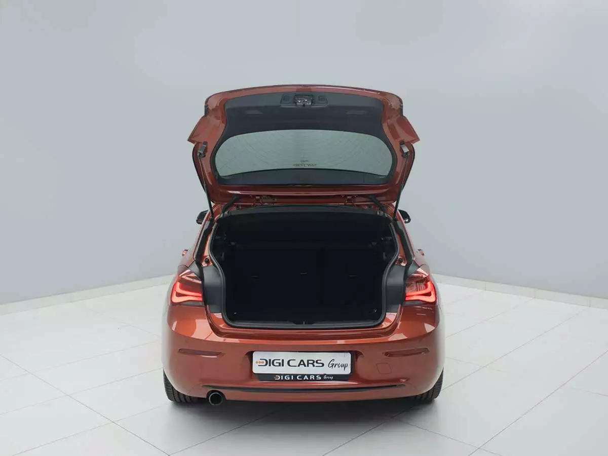 Vehicle Image for 13/23for BMW 1 Series 118i 5-Door Edition Sport Line Shadow Auto