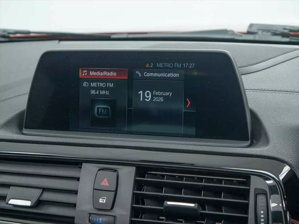 Vehicle Image for 15/23for BMW 1 Series 118i 5-Door Edition Sport Line Shadow Auto