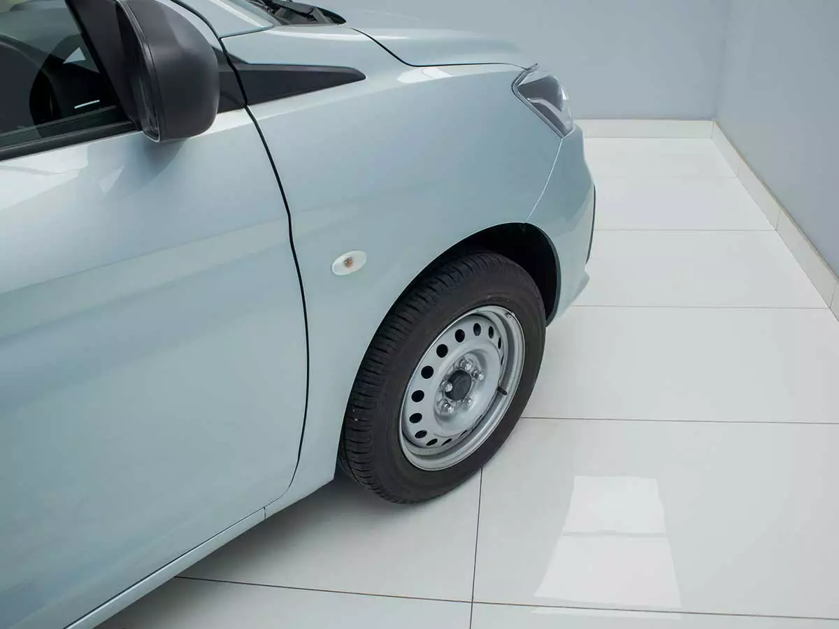 Vehicle Image for 7/17for Suzuki Ertiga 1.5 GA