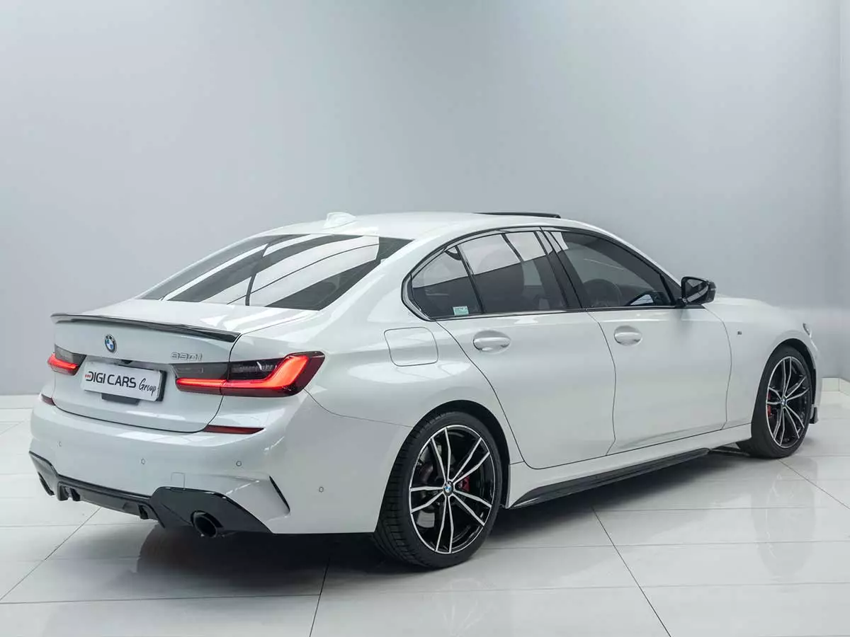 Vehicle Image for 5/24for BMW 3 Series 330i Mzansi Edition