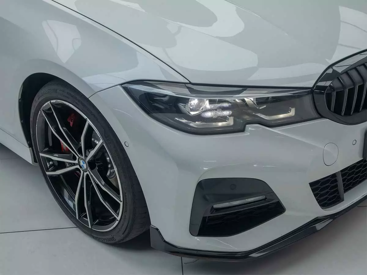 Vehicle Image for 8/24for BMW 3 Series 330i Mzansi Edition