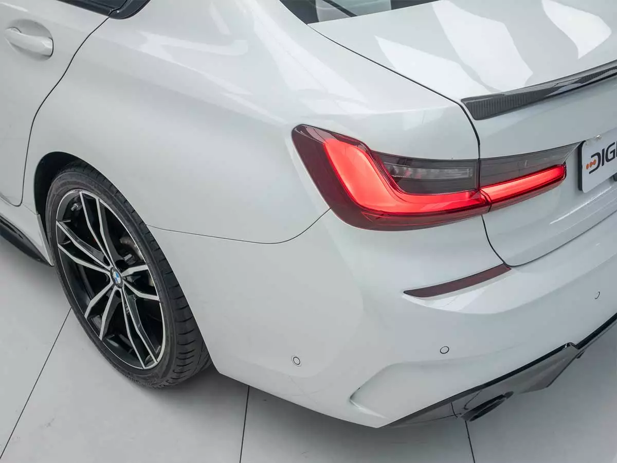 Vehicle Image for 10/24for BMW 3 Series 330i Mzansi Edition