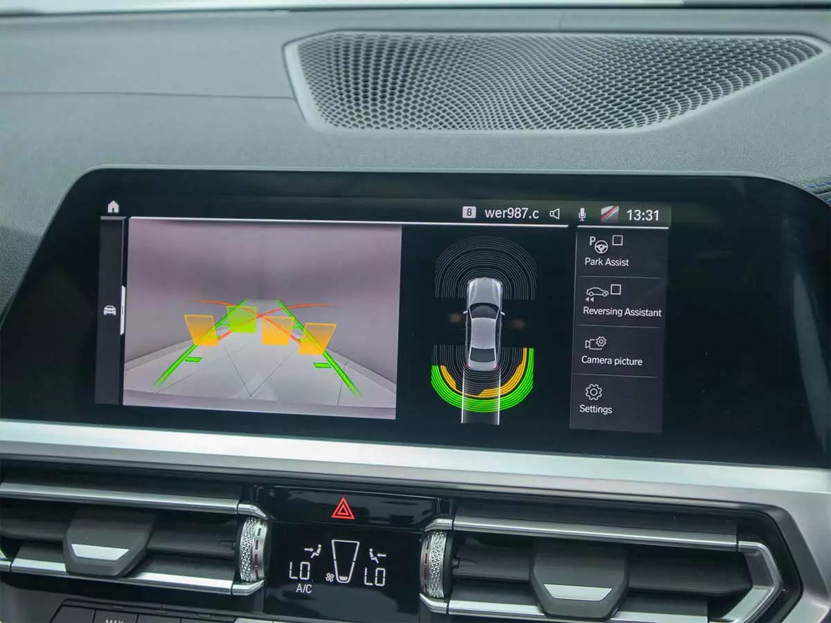 Vehicle Image for 16/24for BMW 3 Series 330i Mzansi Edition