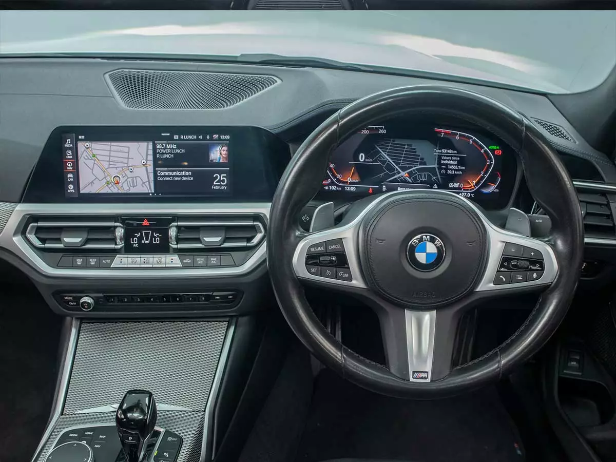 Vehicle Image for 20/24for BMW 3 Series 330i Mzansi Edition