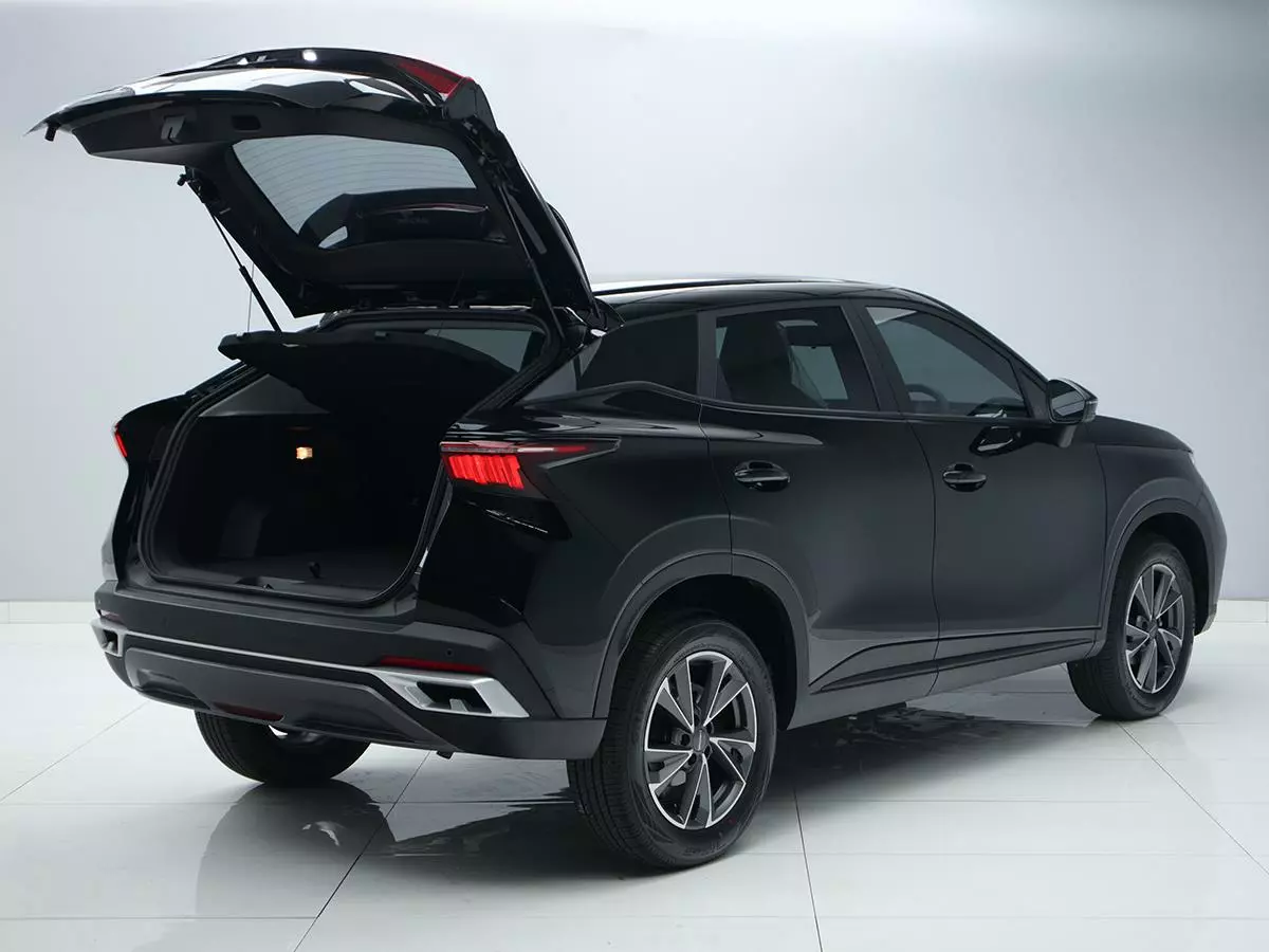 Vehicle Image for 6/17for Omoda C5 1.5 Street