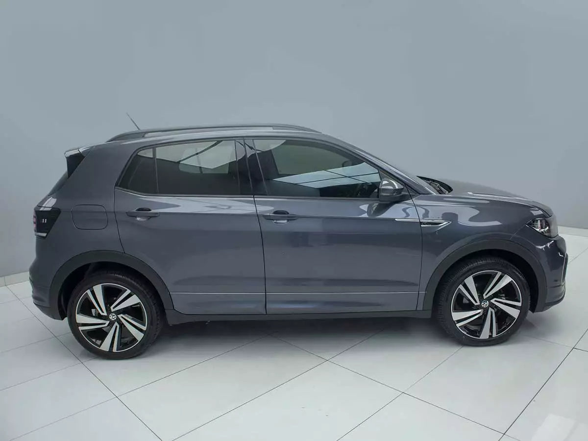 Vehicle Image for 4/24for Volkswagen T-Cross 1.0TSI 85kW Comfortline R-Line