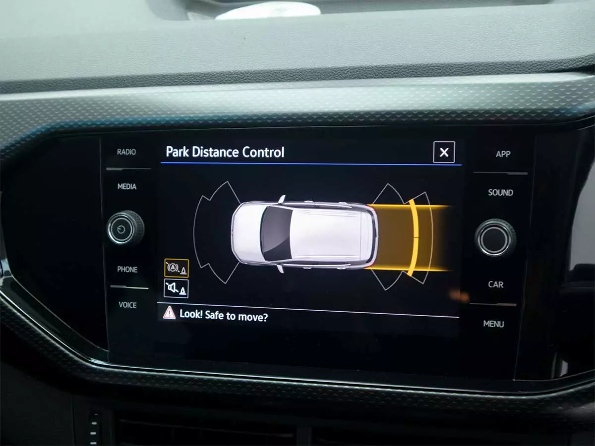 Vehicle Image for 16/24for Volkswagen T-Cross 1.0TSI 85kW Comfortline R-Line