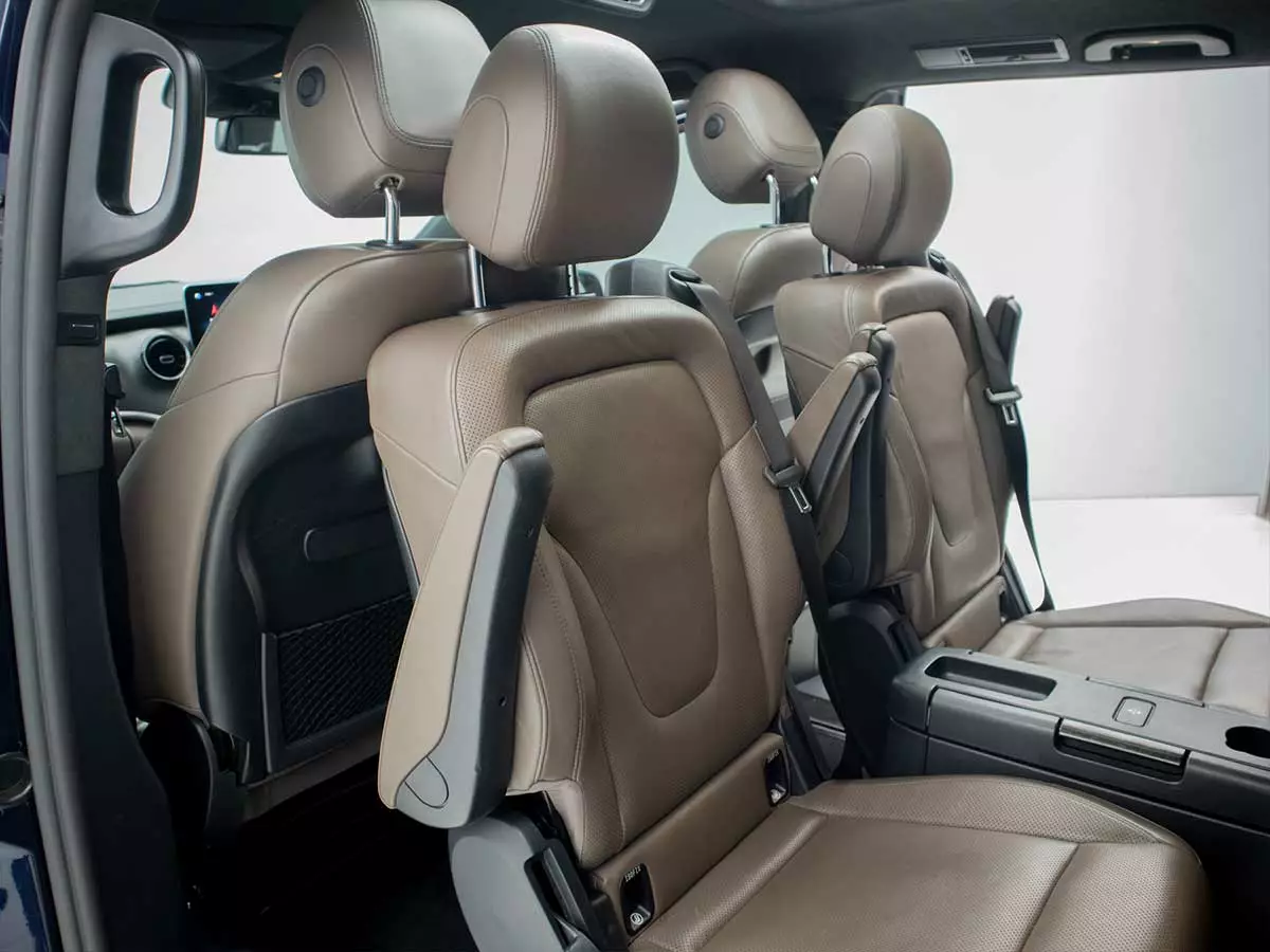 Vehicle Image for 25/26for Mercedes-Benz V-Class V300d Exclusive AMG Line