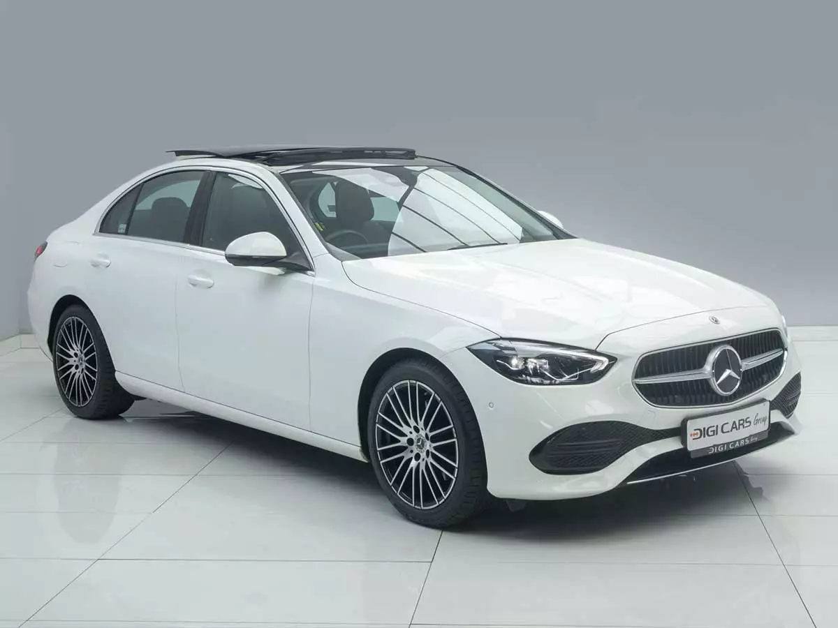 Mercedes-Benz C-Class C200 AMG Line 2023