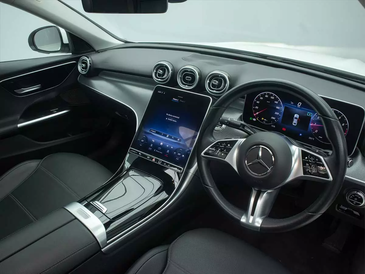 Vehicle Image for 18/24for Mercedes-Benz C-Class C200 AMG Line