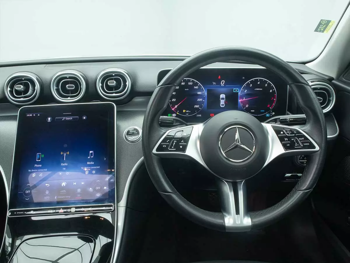 Vehicle Image for 20/24for Mercedes-Benz C-Class C200 AMG Line