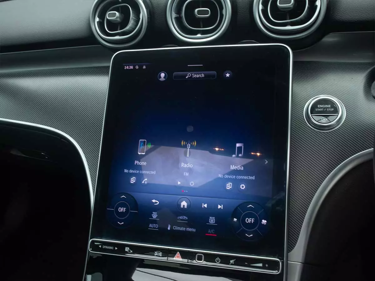 Vehicle Image for 16/24for Mercedes-Benz C-Class C200 AMG Line