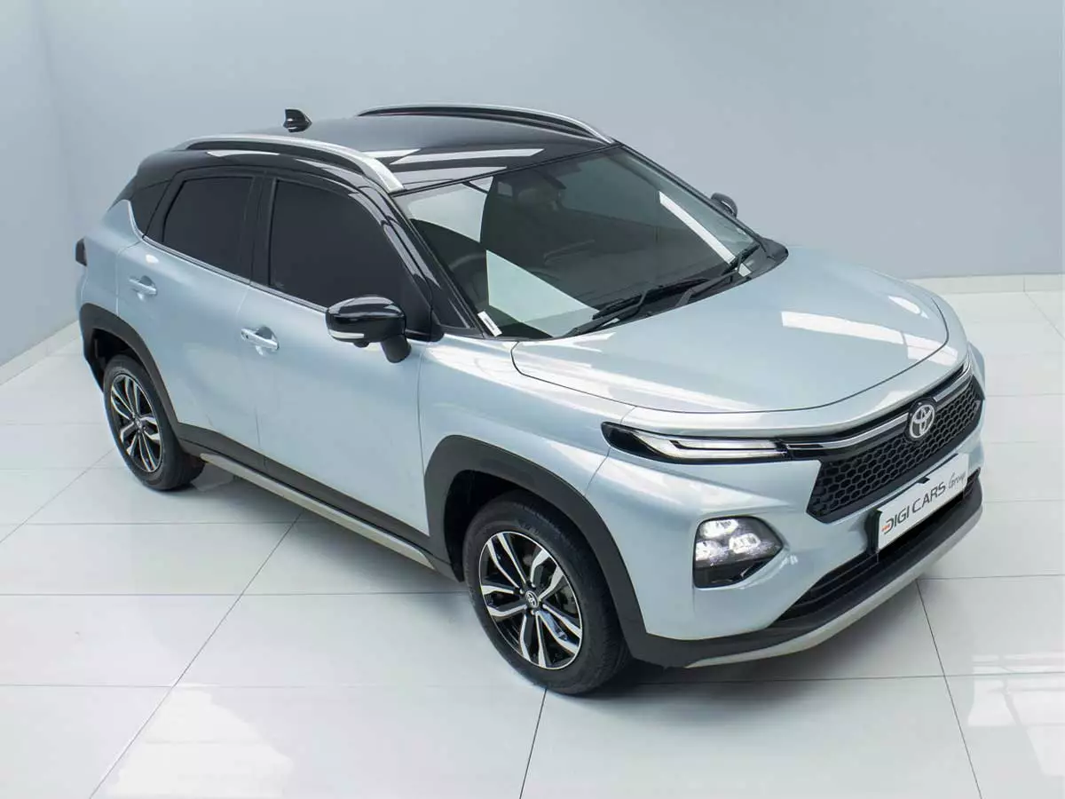 Vehicle Image for 2/24for Toyota Starlet Cross 1.5 XR Manual