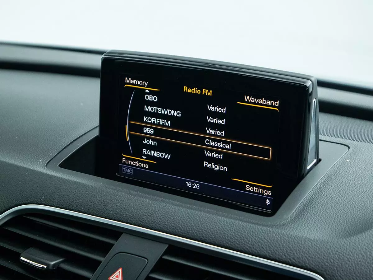 Vehicle Image for 12/17for Audi RSQ3 Quattro