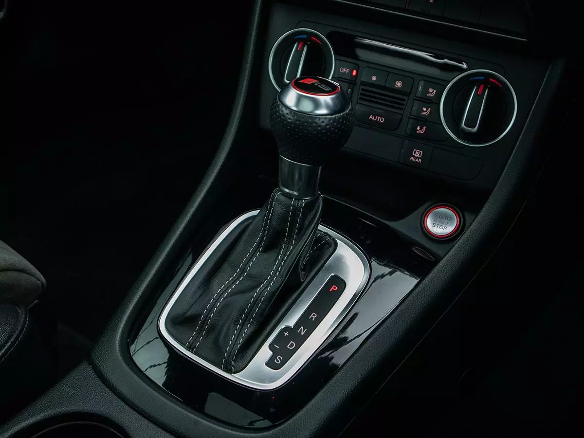 Vehicle Image for 13/17for Audi RSQ3 Quattro