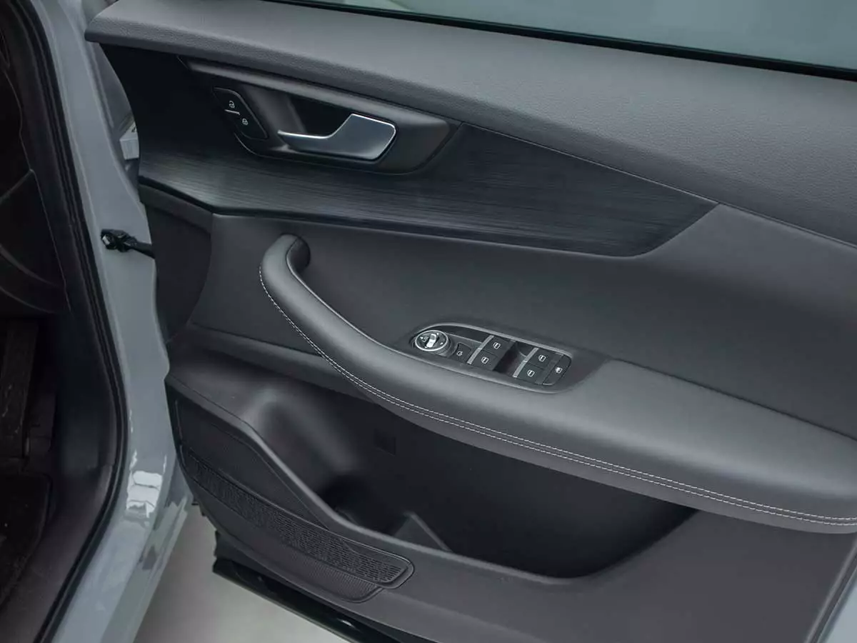 Vehicle Image for 23/25for Chery Tiggo Cross 1.5 CSH HEV Comfort