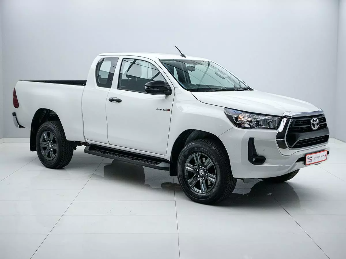 Toyota Hilux 2.4GD-6 Xtra Cab Raider Manual 2024