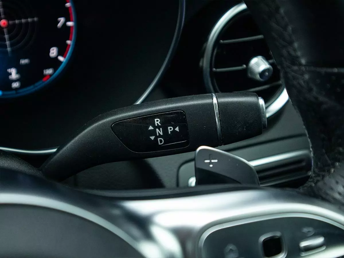 Vehicle Image for 14/18for Mercedes-Benz C-Class C200 AMG Line