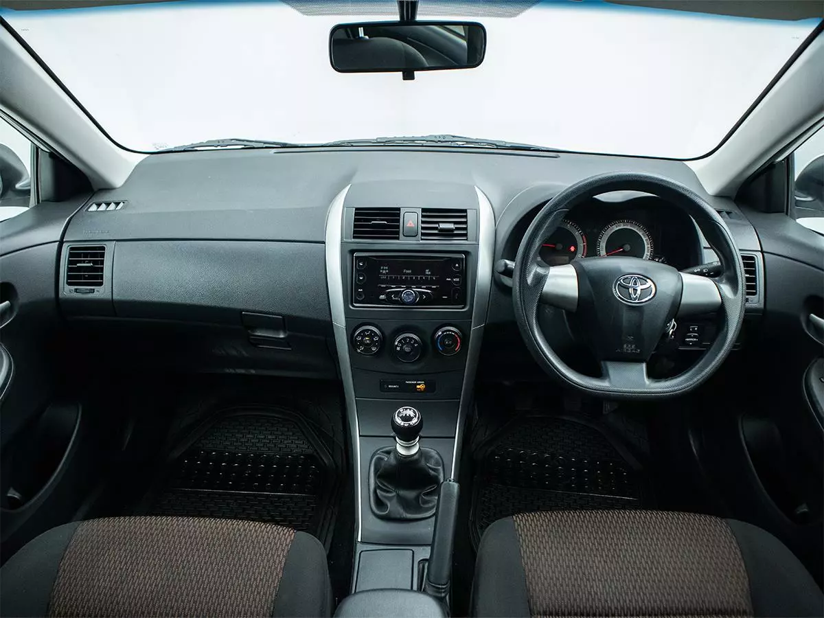 Vehicle Image for 14/17for Toyota Corolla Quest 1.6