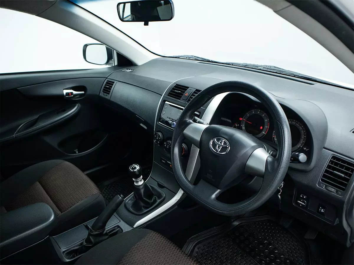Vehicle Image for 10/17for Toyota Corolla Quest 1.6